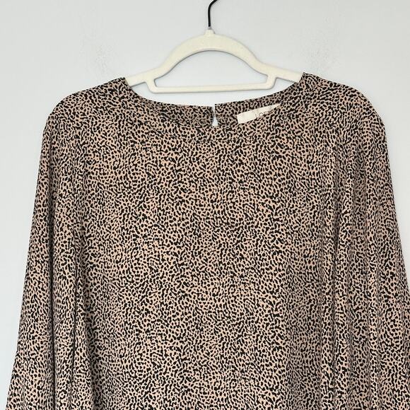 Loft Leopard Print Billow Sleeve Blouse Size Large Round Neck Button Pleated - Picture 2 of 10